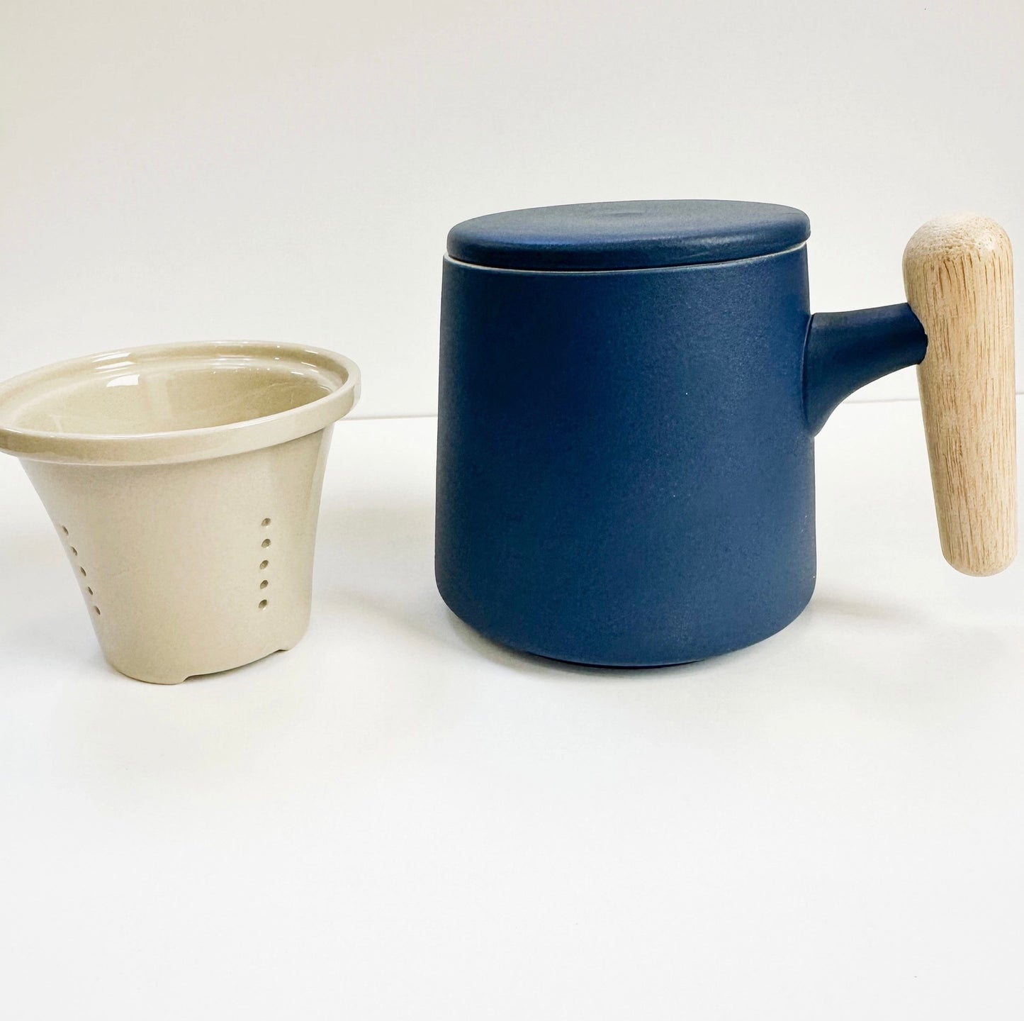Japanese Style Ceramic Mug with Infuser