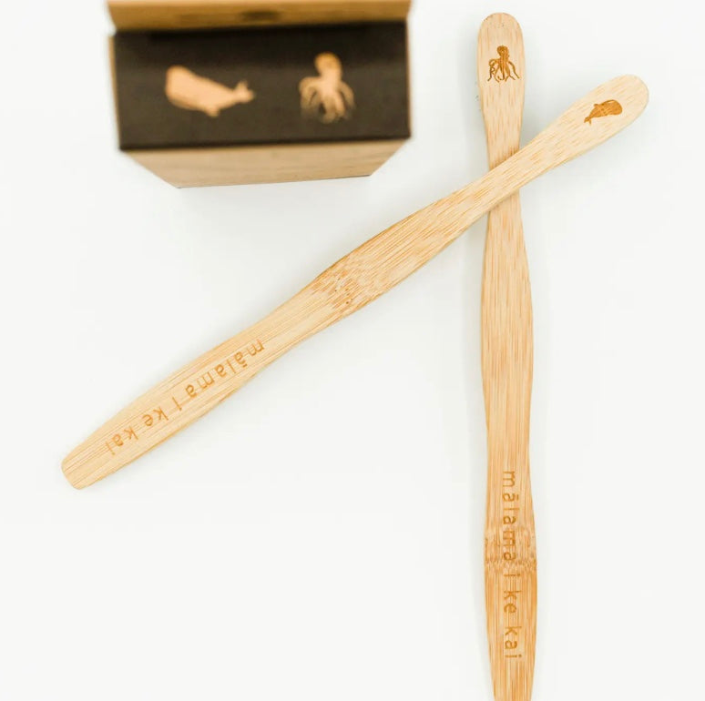 Hawaiian Bamboo Toothbrushes For Adults 2-Pack | Octopus/Whale