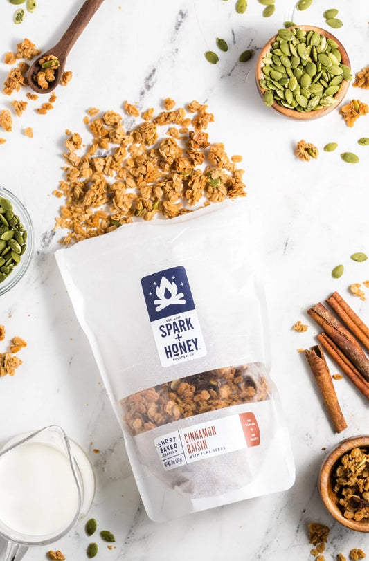 Cinnamon Raisin Granola (877)